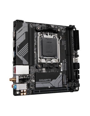 GIGABYTE B650I AX Placa base - AMD Ryzen serie 9000, VRM de 5+2+1 fases, hasta 6400 MHz DDR5 (OC), 1xPCIe 4.0 M.2, LAN 2,5 GbE, 