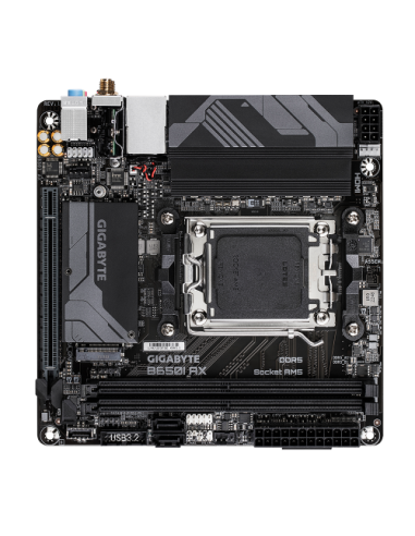 GIGABYTE B650I AX Placa base - AMD Ryzen serie 9000, VRM de 5+2+1 fases, hasta 6400 MHz DDR5 (OC), 1xPCIe 4.0 M.2, LAN 2,5 GbE, 