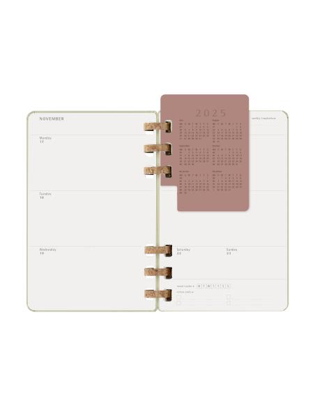 AGENDA 12M 2026 ESPIRAL ACADEMICA L (13 X 21 CM) KIWI TAPA DURA MOLESKINE DHSPK5212AMWH3Y26