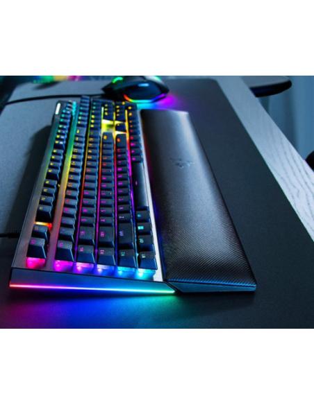 TECLADO RAZER BLACKWIDOW V4 GREEN SWITCH (USA) (RZ03-04690100-R3M1)