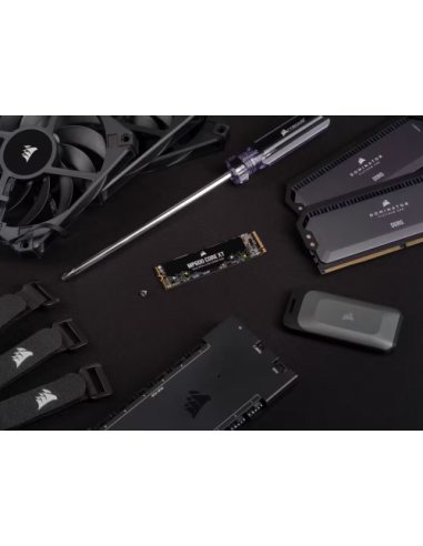 Corsair MP600 CORE XT M.2 4 TB PCI Express 4.0 QLC 3D NAND NVMe